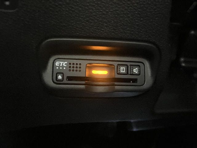 HONDA VEZEL HYBRID 2018 Image 31