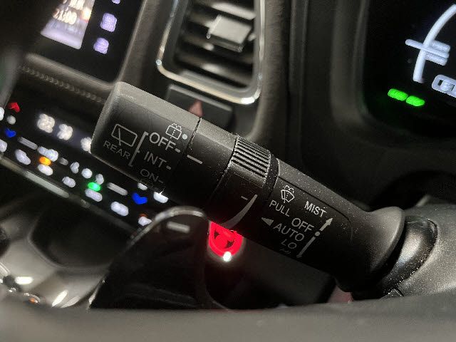 HONDA VEZEL HYBRID 2018 Image 31