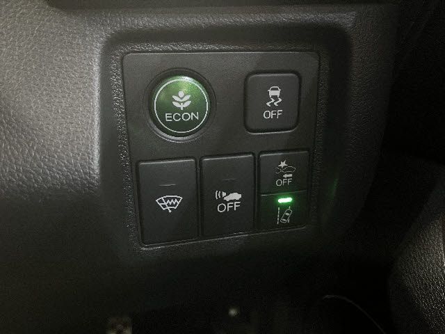 HONDA VEZEL HYBRID 2018 Image 31