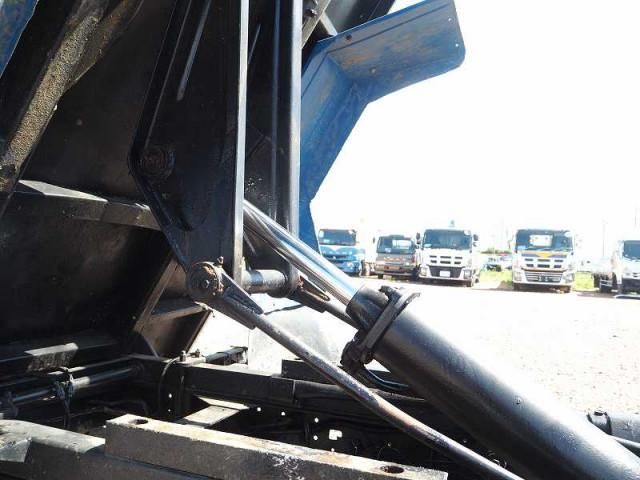 TOYOTA DYNA 2003 Image 31