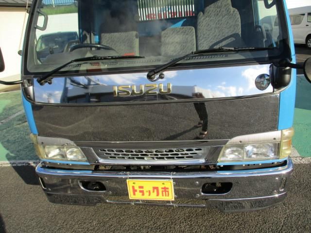 ISUZU ELF 2004 Image 31