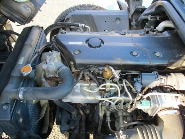 ISUZU ELF 2004 Image 31