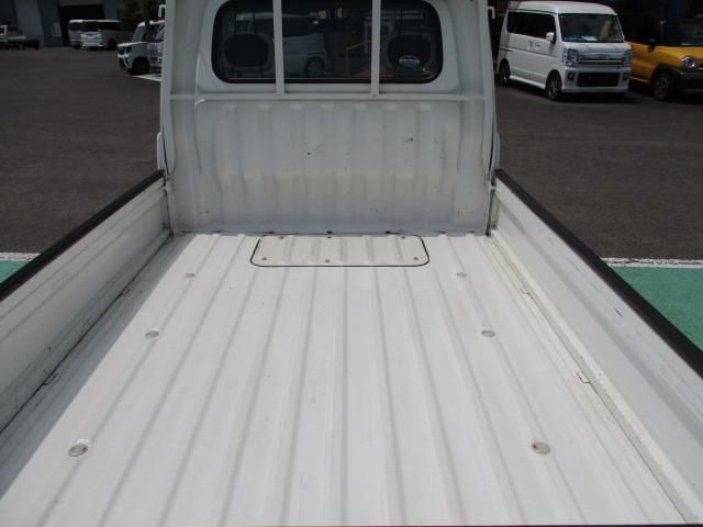 DAIHATSU HIJET TRUCK 4WD 2003 Image 31