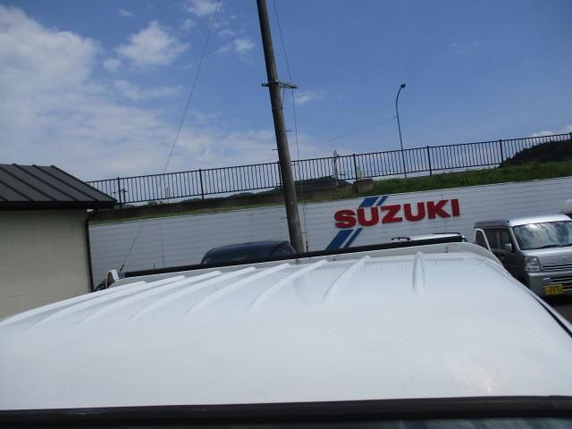 DAIHATSU HIJET TRUCK 4WD 2003 Image 31