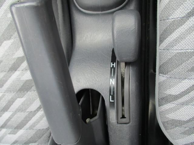 DAIHATSU HIJET TRUCK 4WD 2003 Image 31