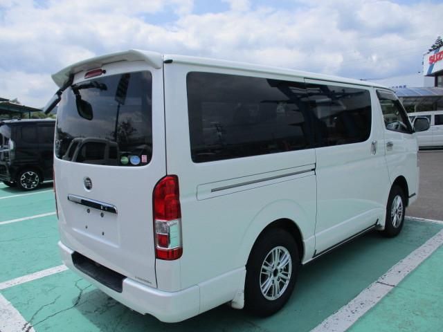 TOYOTA HIACE REGIUS WGN 4WD 2018 Image 31