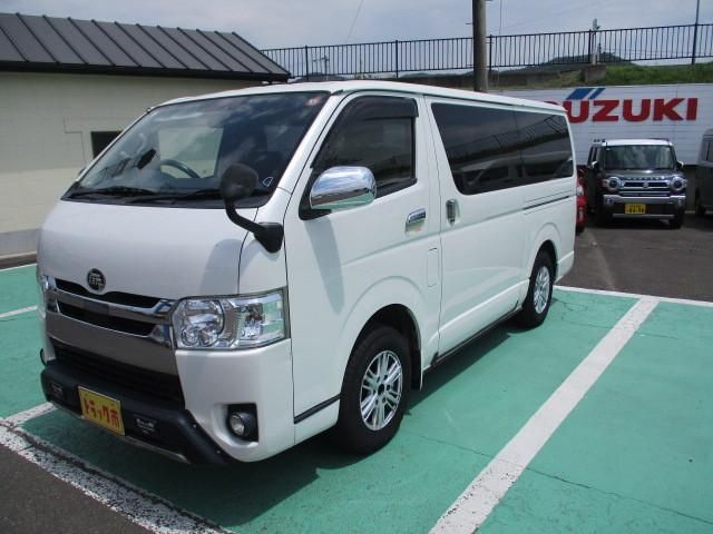 TOYOTA HIACE REGIUS WGN 4WD 2018 Image 31