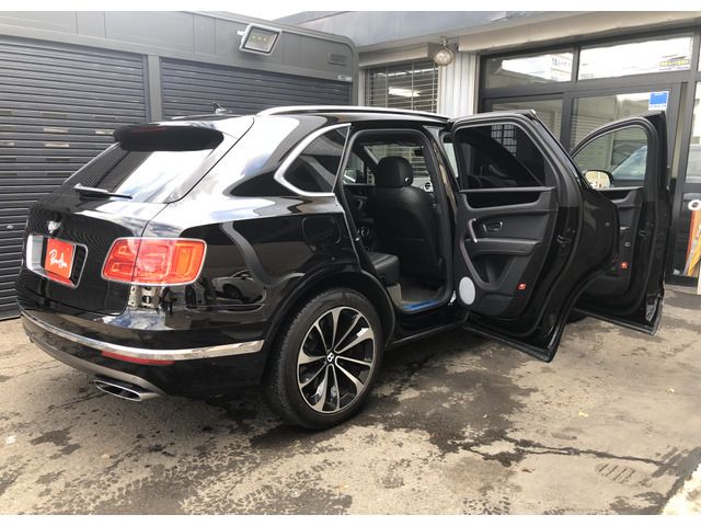 BENTLEY BENTAYGA 2018 Image 31