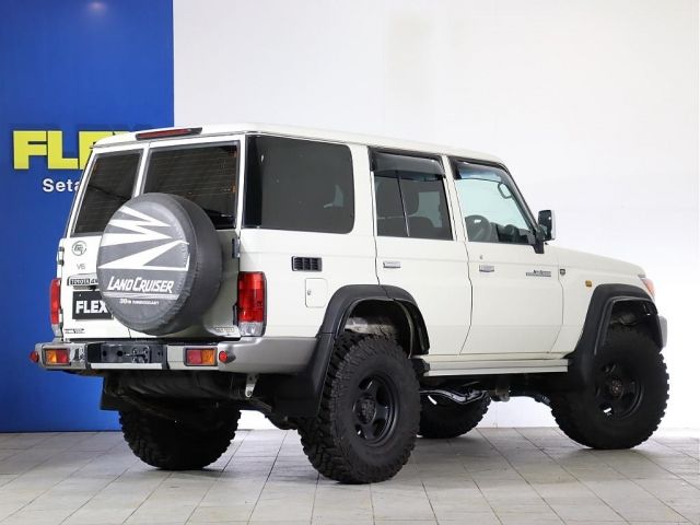 TOYOTA LANDCRUISER VAN 2014 Image 31