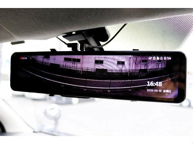 TOYOTA HIACE VAN 2WD 2016 Image 31