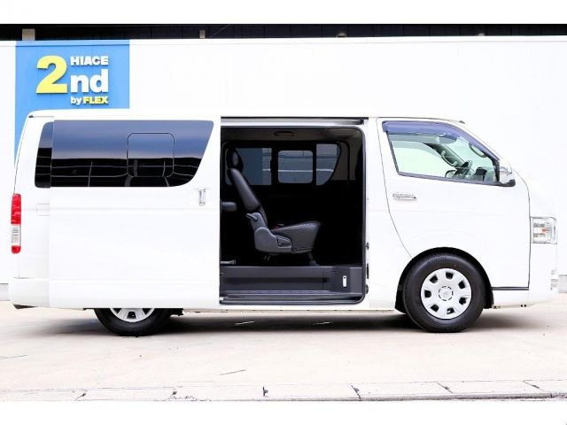 TOYOTA HIACE VAN 2WD 2016 Image 31