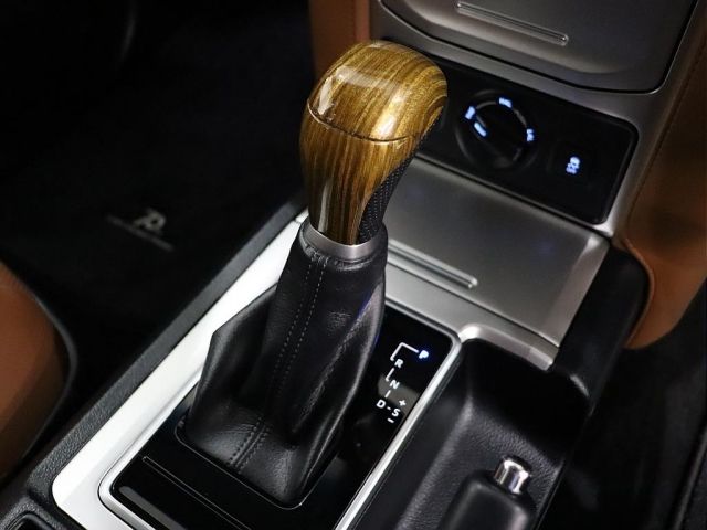 TOYOTA LANDCRUISER PRADO 2022 Image 31