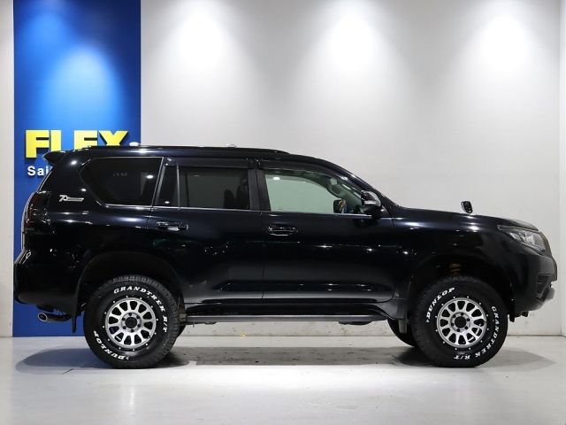 TOYOTA LANDCRUISER PRADO 2022 Image 31