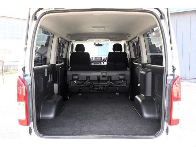 TOYOTA HIACE VAN 2WD 2017 Image 31