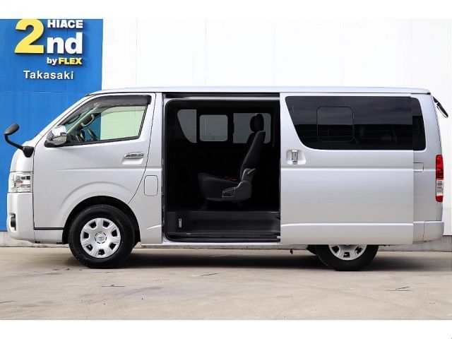 TOYOTA HIACE VAN 2WD 2017 Image 31