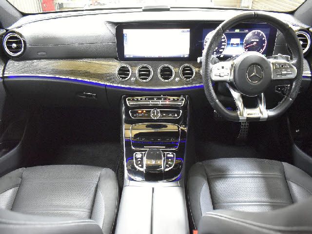 MERCEDES BENZ MERCEDES AMG E CLASS 2020 Image 31