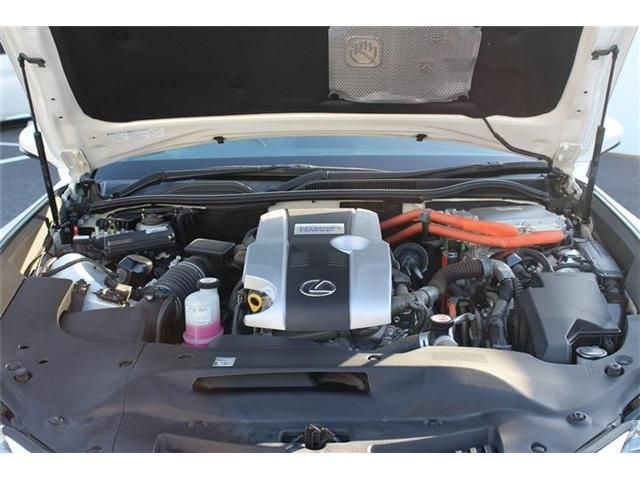 TOYOTA LEXUS RC300H 2016 Image 31