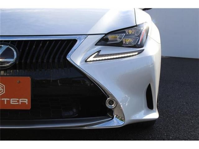 TOYOTA LEXUS RC300H 2016 Image 31