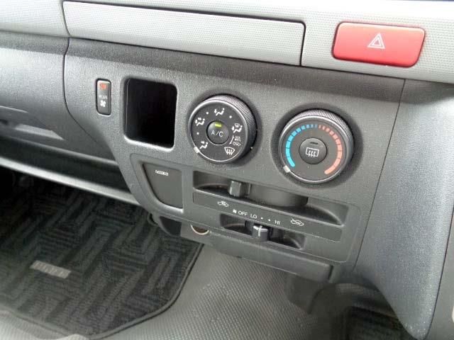 TOYOTA HIACE WAGON 4WD 2006 Image 31