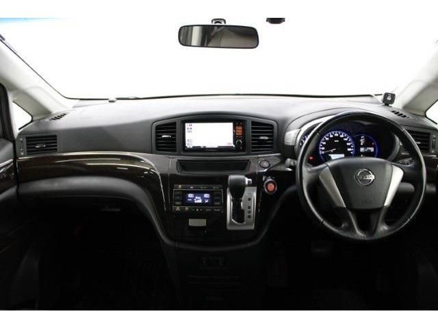 NISSAN ELGRAND 2012 Image 31