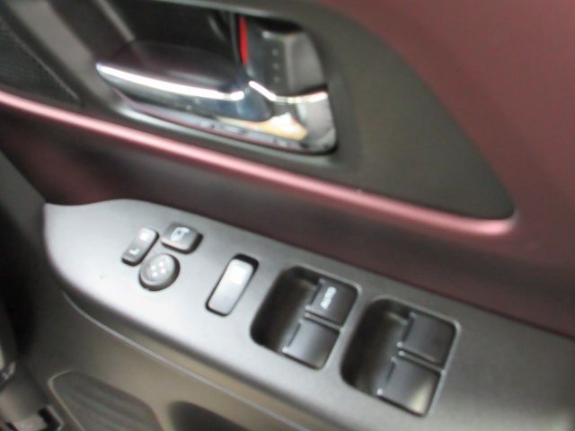 SUZUKI SPACIA CUSTOM 4WD 2025 Image 31