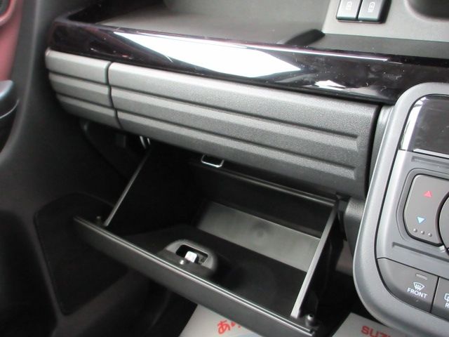 SUZUKI SPACIA CUSTOM 4WD 2025 Image 31