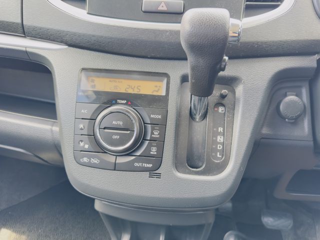 SUZUKI WAGON R STINGRAY 2015 Image 31