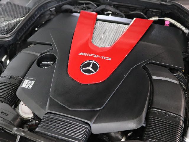 MERCEDES BENZ MERCEDES AMG C CLASS 2018 Image 31