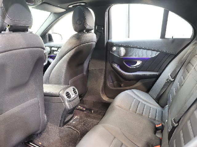 MERCEDES BENZ MERCEDES AMG C CLASS 2018 Image 31