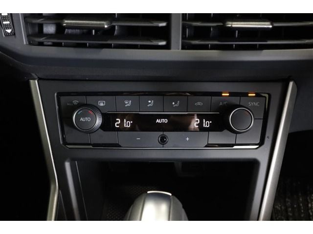 VOLKSWAGEN POLO 2021 Image 31