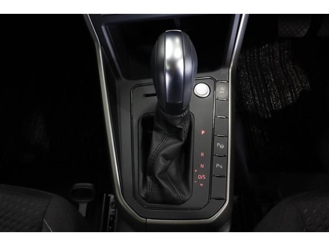 VOLKSWAGEN POLO 2021 Image 31