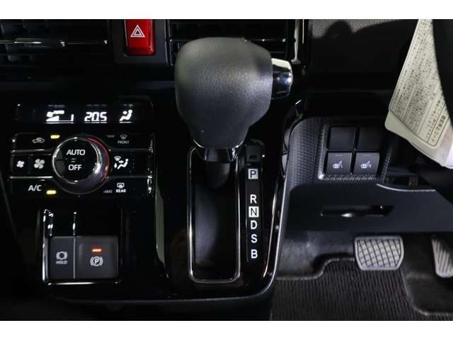 DAIHATSU TANTO CUSTOM 2023 Image 31