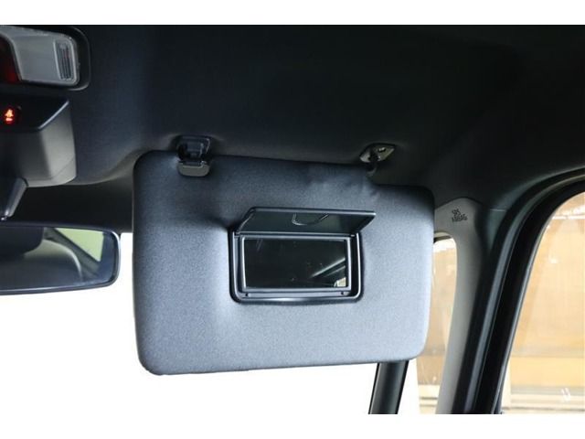 DAIHATSU TANTO CUSTOM 2023 Image 31