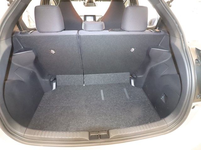 TOYOTA YARIS HYBRID 2020 Image 31