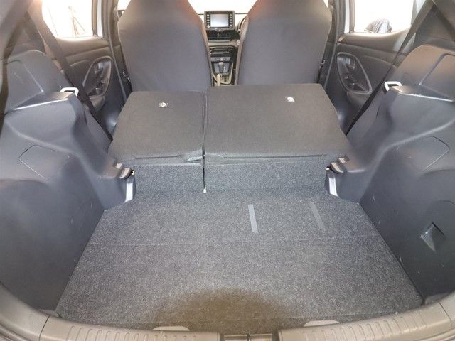 TOYOTA YARIS HYBRID 2020 Image 31