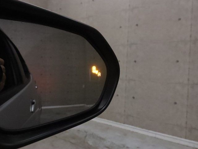 TOYOTA YARIS HYBRID 2020 Image 31