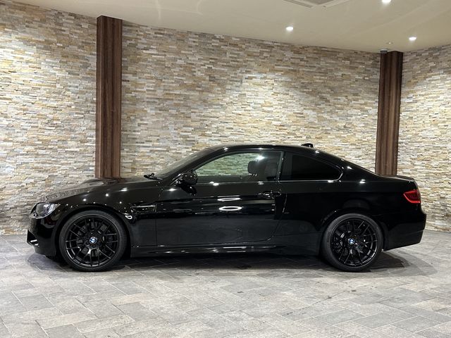 BMW M3 2011 Image 31