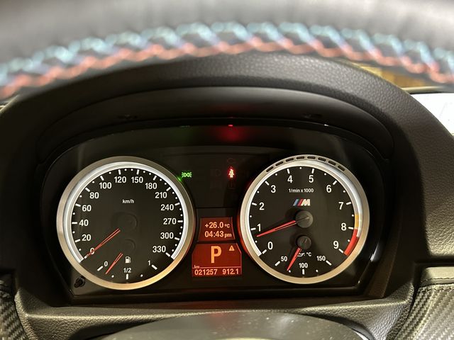 BMW M3 2011 Image 31