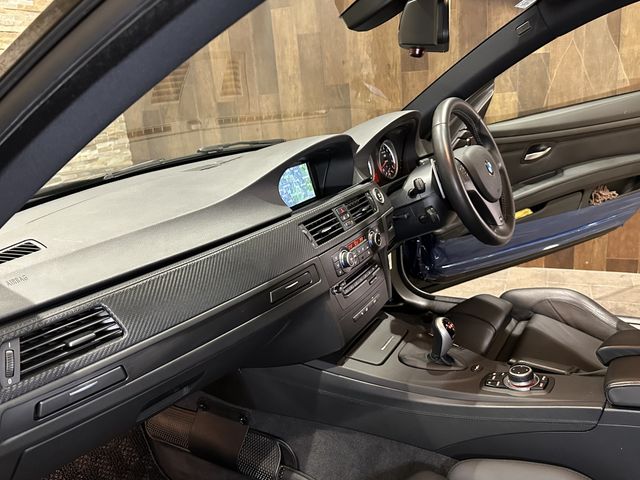 BMW M3 2011 Image 31