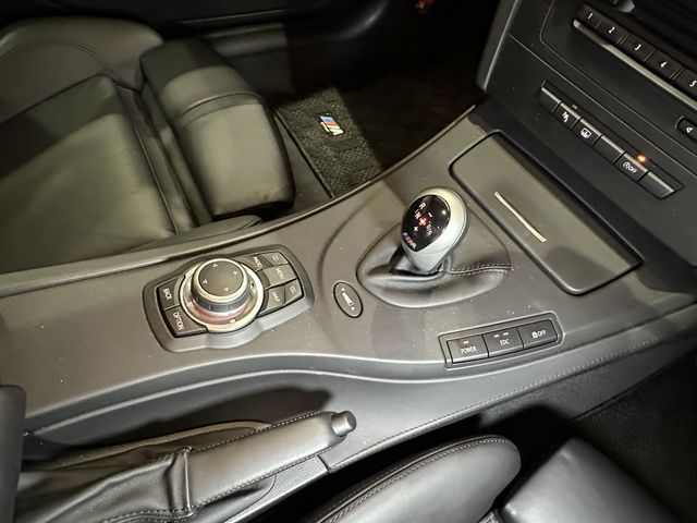 BMW M3 2011 Image 31
