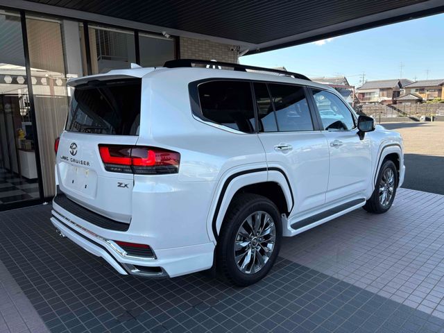TOYOTA LANDCRUISER WAGON 2024 Image 31