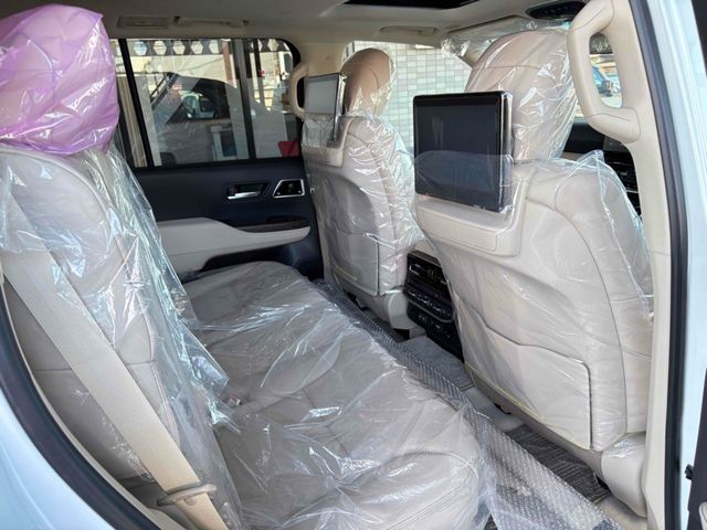 TOYOTA LANDCRUISER WAGON 2024 Image 31