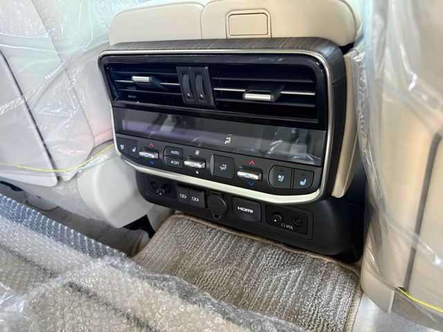 TOYOTA LANDCRUISER WAGON 2024 Image 31