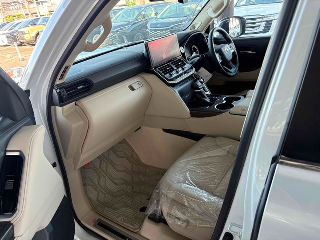 TOYOTA LANDCRUISER WAGON 2024 Image 31