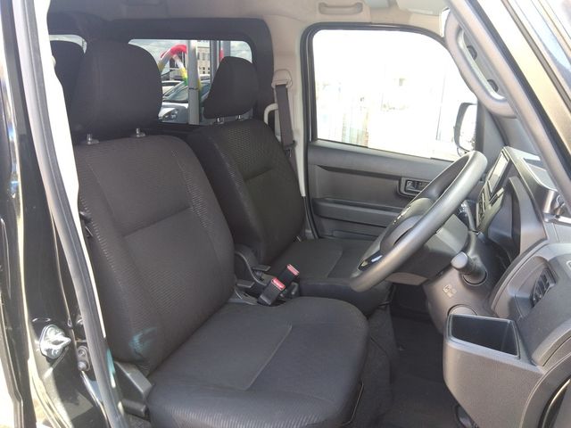 TOYOTA PIXIS VAN 4WD 2023 Image 31