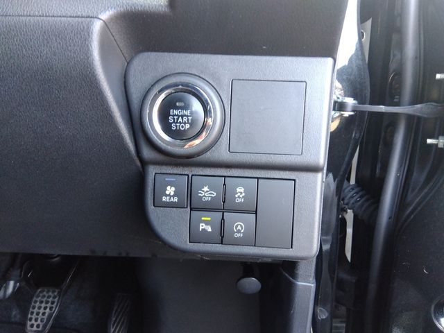 TOYOTA PIXIS VAN 4WD 2023 Image 31