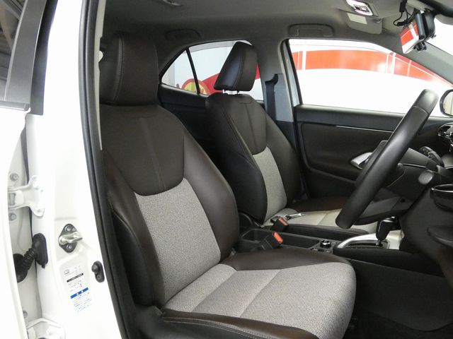 TOYOTA YARIS CROSS HYBRID 2020 Image 31