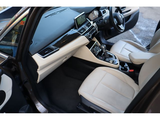 BMW 2SERIES GRAN TOU 2019 Image 31