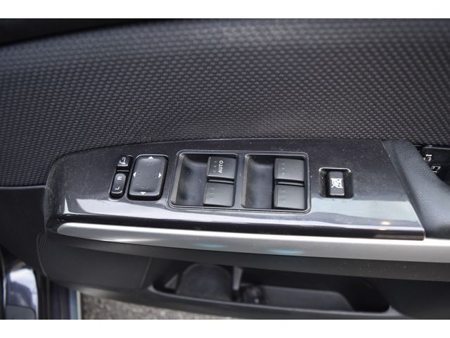 MAZDA MPV 2006 Image 31