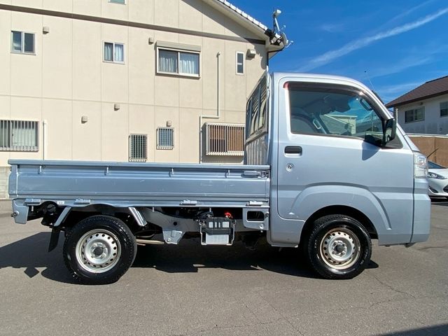 DAIHATSU HIJET TRUCK 4WD 2019 Image 31